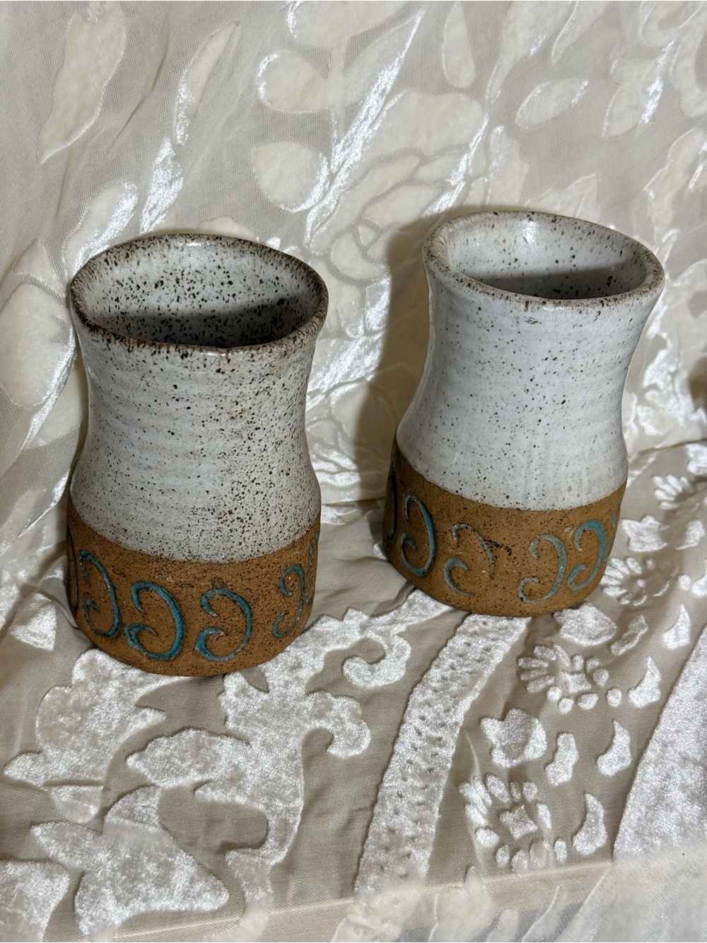 Set of 2 Isla del Sol Pottery